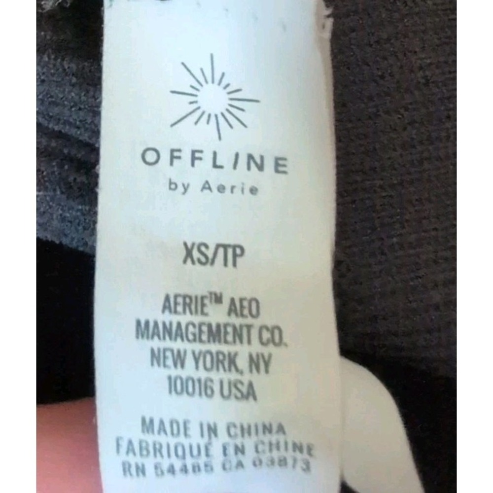 Offline by Aerie Top Long Sleeve Cropped‎ Distressed Black Size XS - Picture 7 of 8